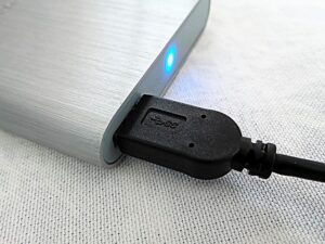 Shucking Hard Drives and SSD still Worth It in 2024? - Quick Hard Drive